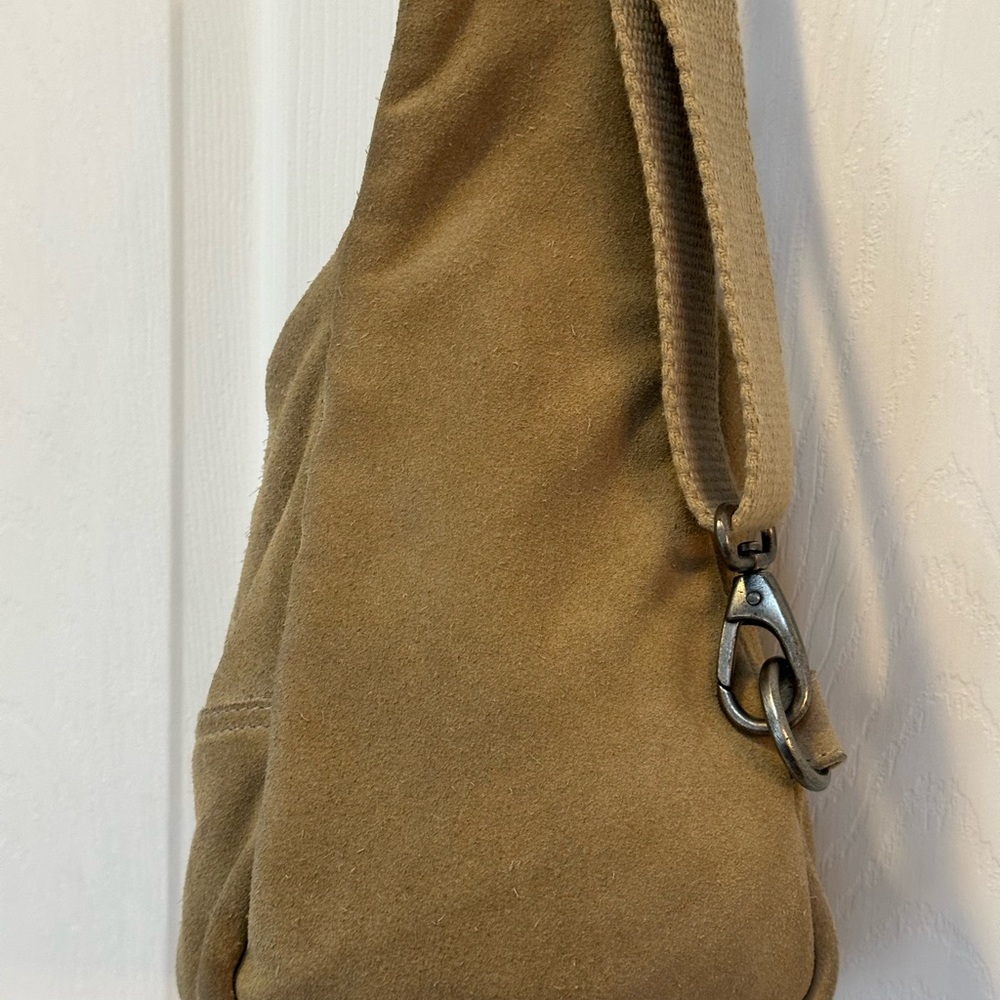 Free People Hudson Sling Crossbody Bag suede tan GUC - Picture 6 of 7